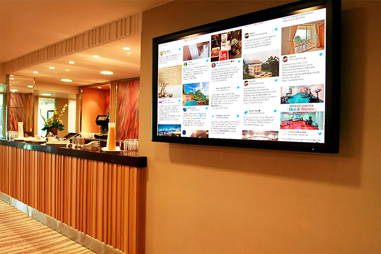 How to Choose the Right Digital Signage for Your Retail Store